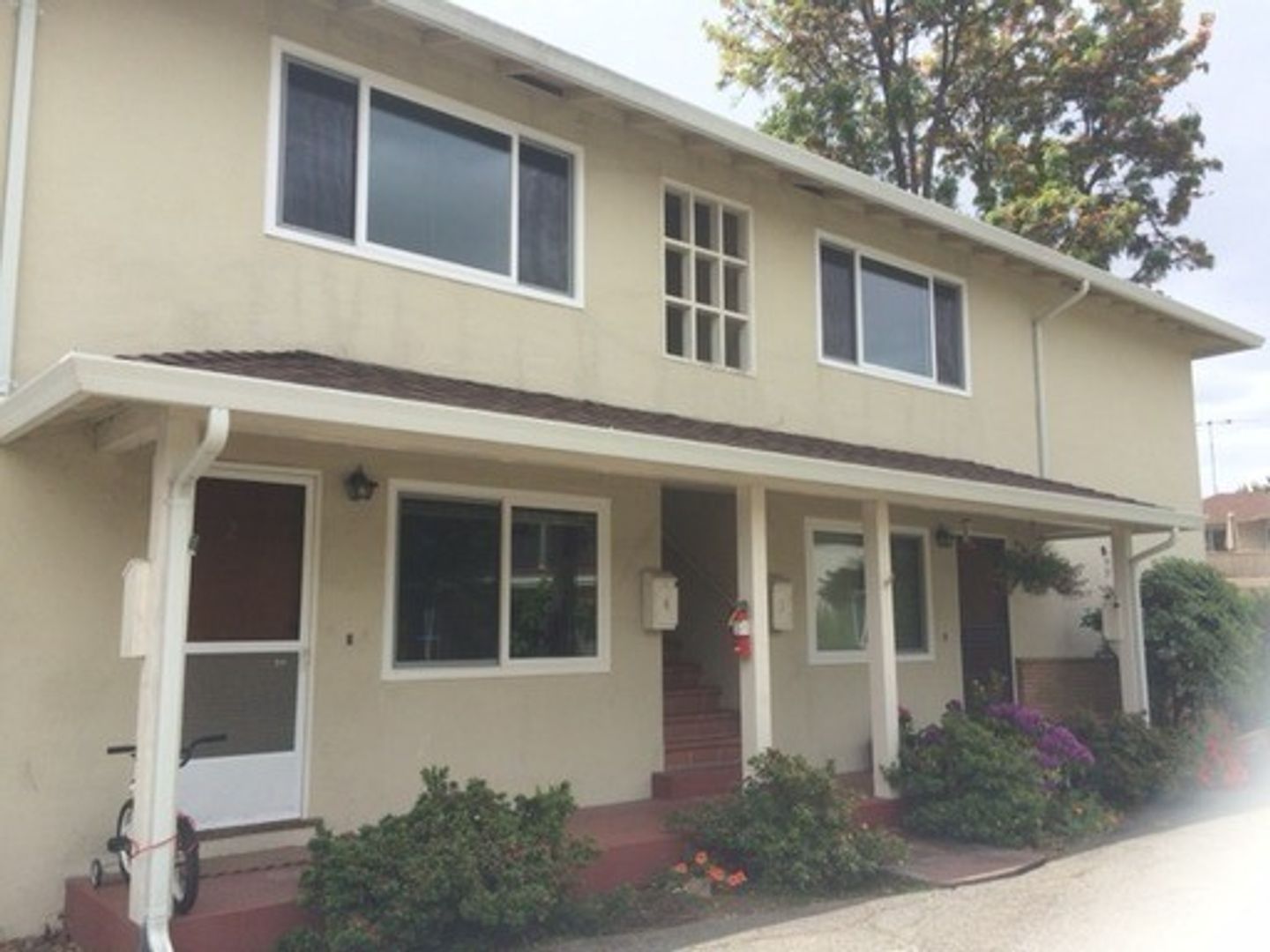 Menlo Park Apartment: 16 Kent Place