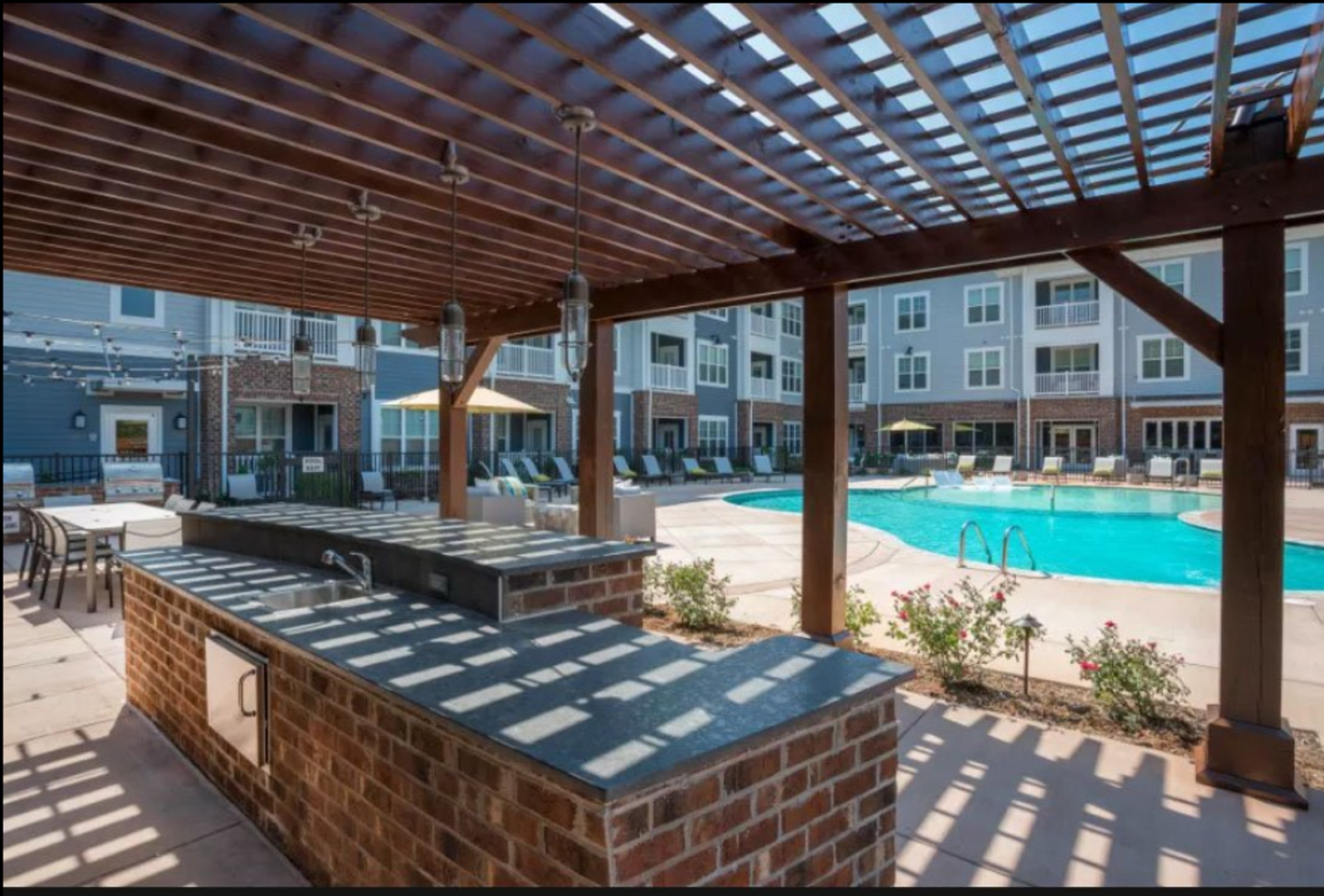 Newport News Apartment: 301 Continental Pkwy