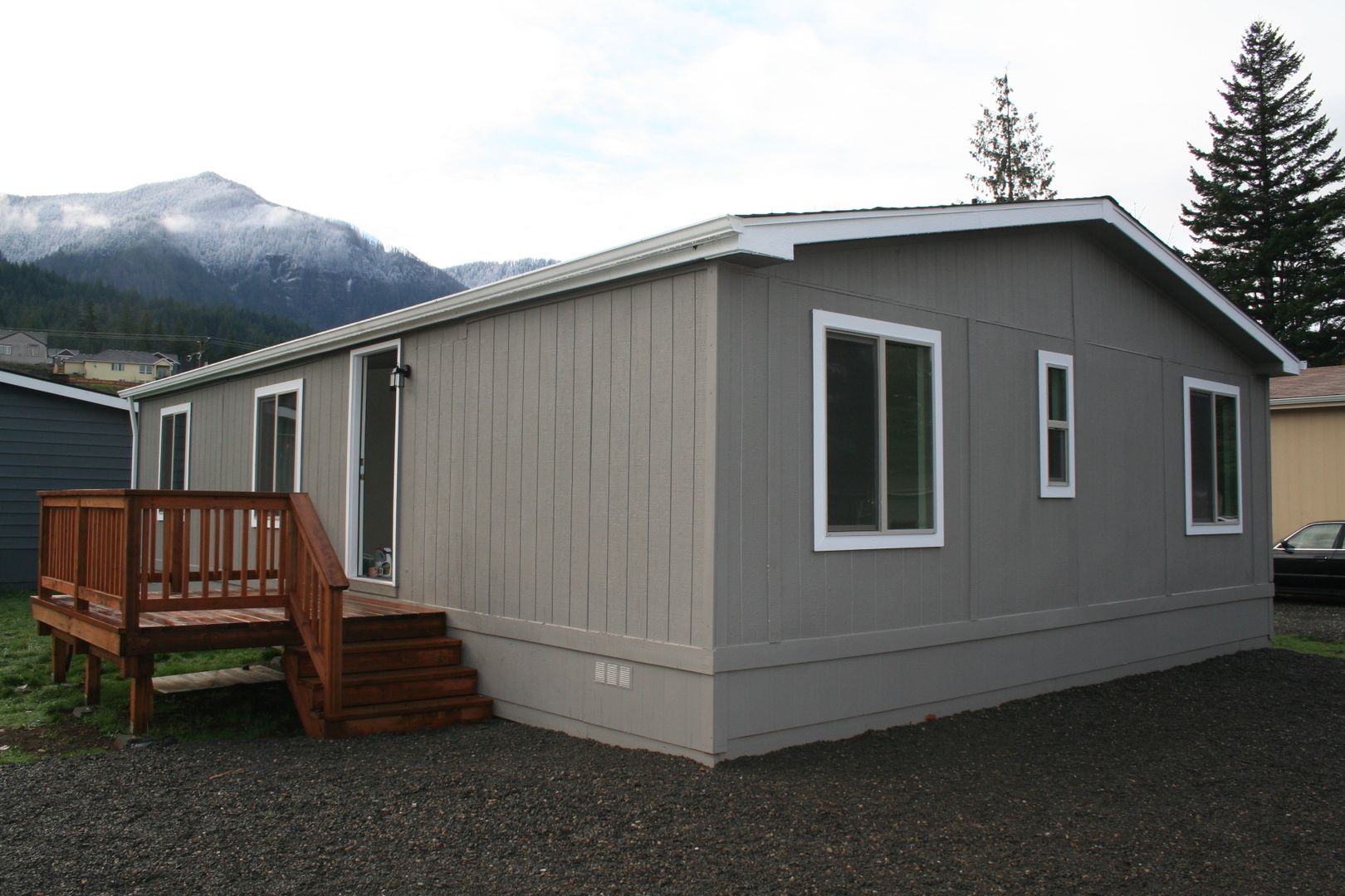 Cascade Locks Apartment: 965 NE Forest Lane