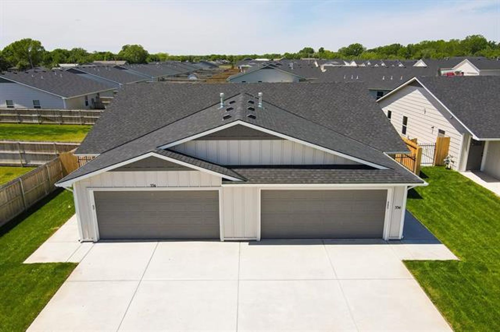 Wichita Apartment: 554-556 W. 50th Ct. S.