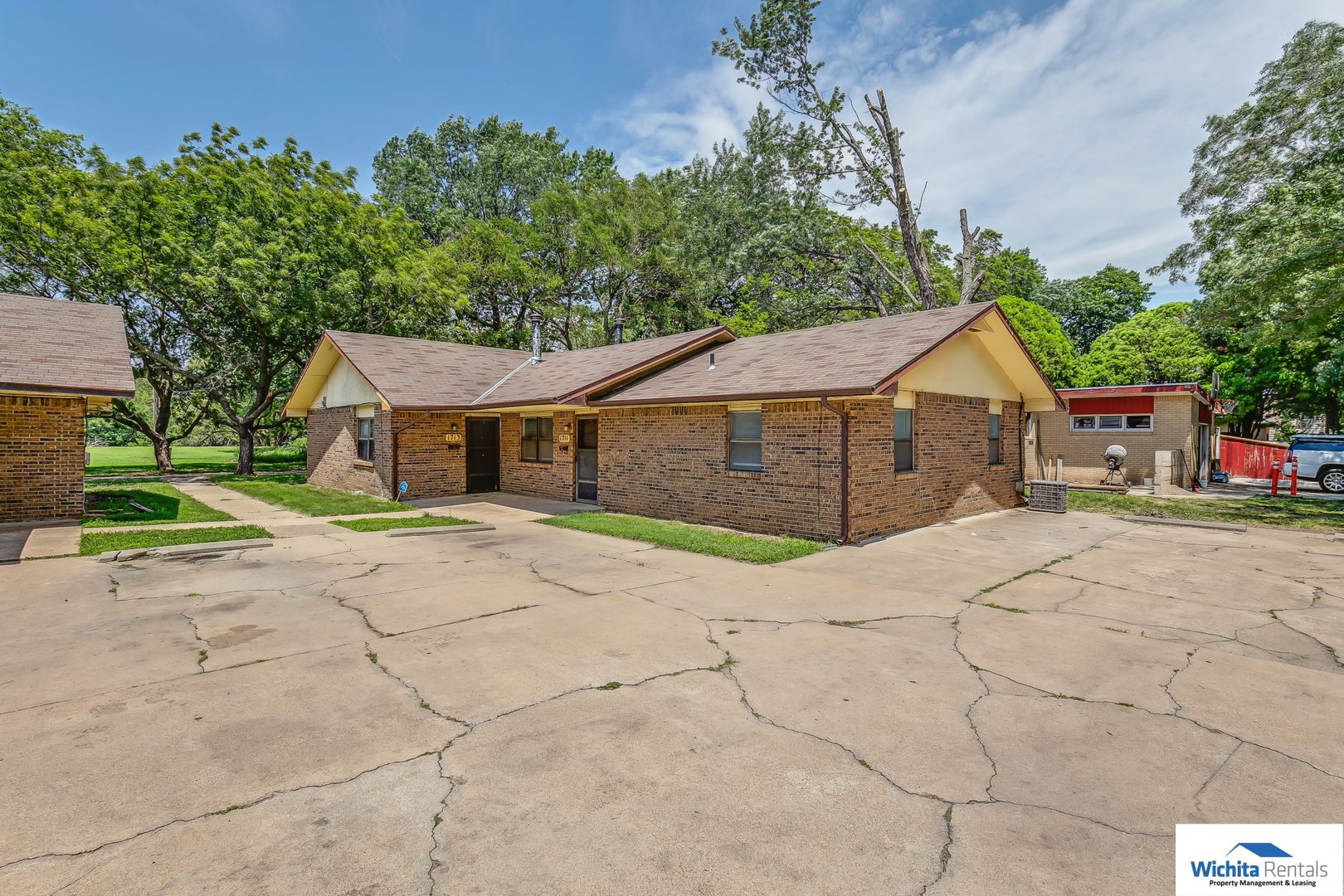 Wichita Apartment: 1713 N. Arkansas