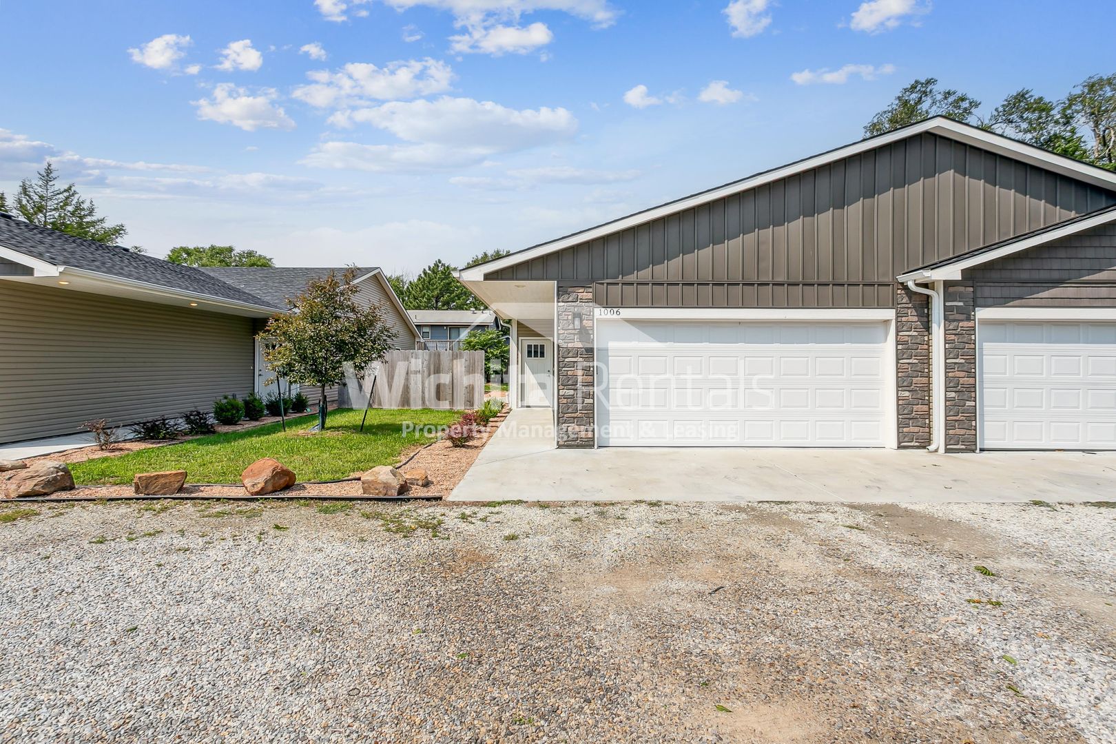 Wichita Apartment: 1004 - 1006 W. 55th St. S.