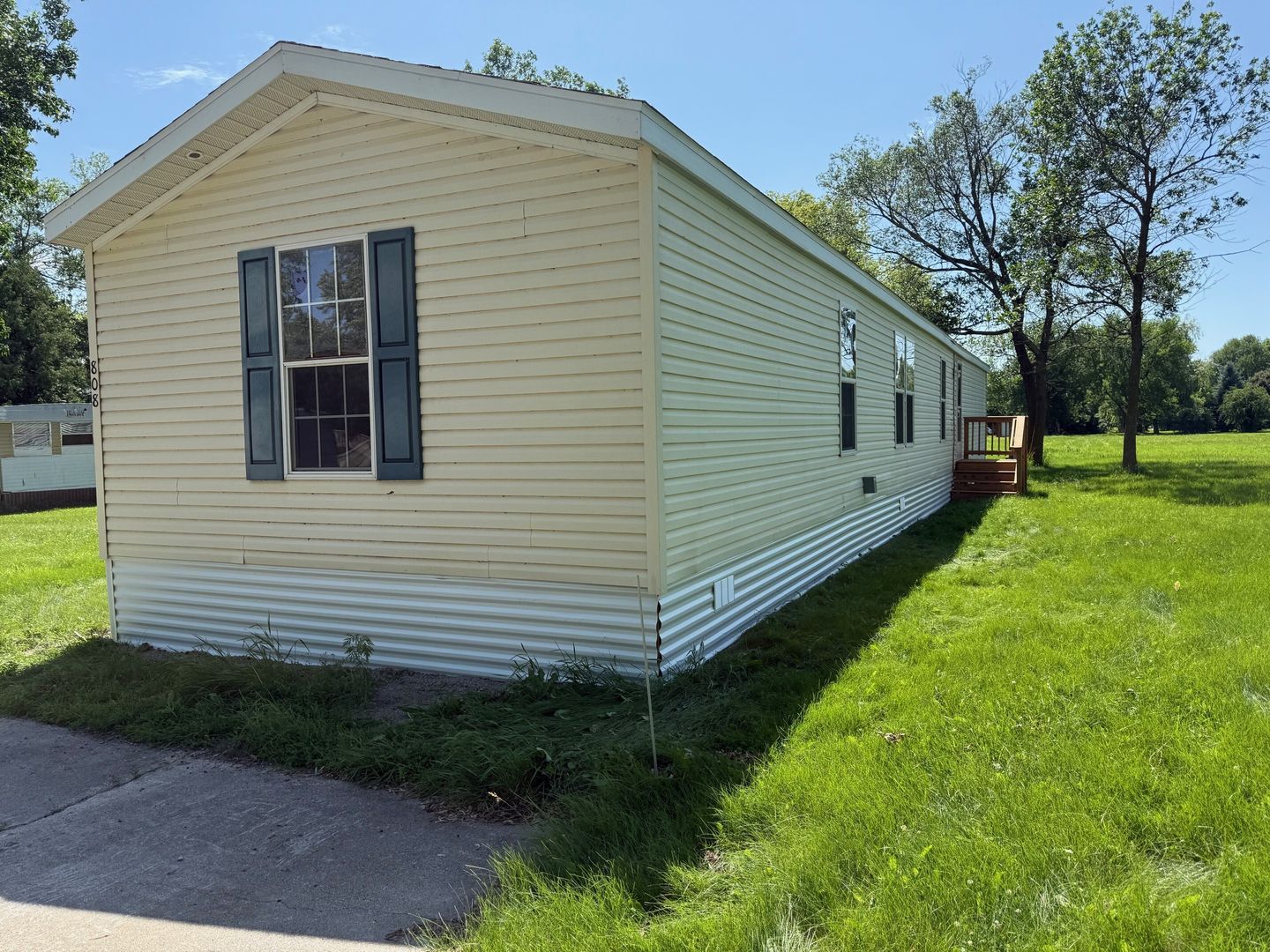 Olivia House: 808 N 8th Street