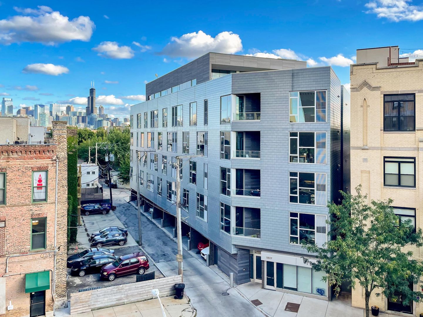 Chicago Apartment: 1515 W. Haddon