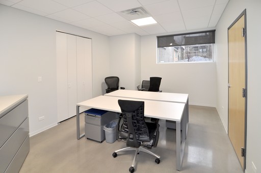 Shared Office Space- Brand New Bright and Sunny Furnished- 600' from the BlueLine Stop – photo 1