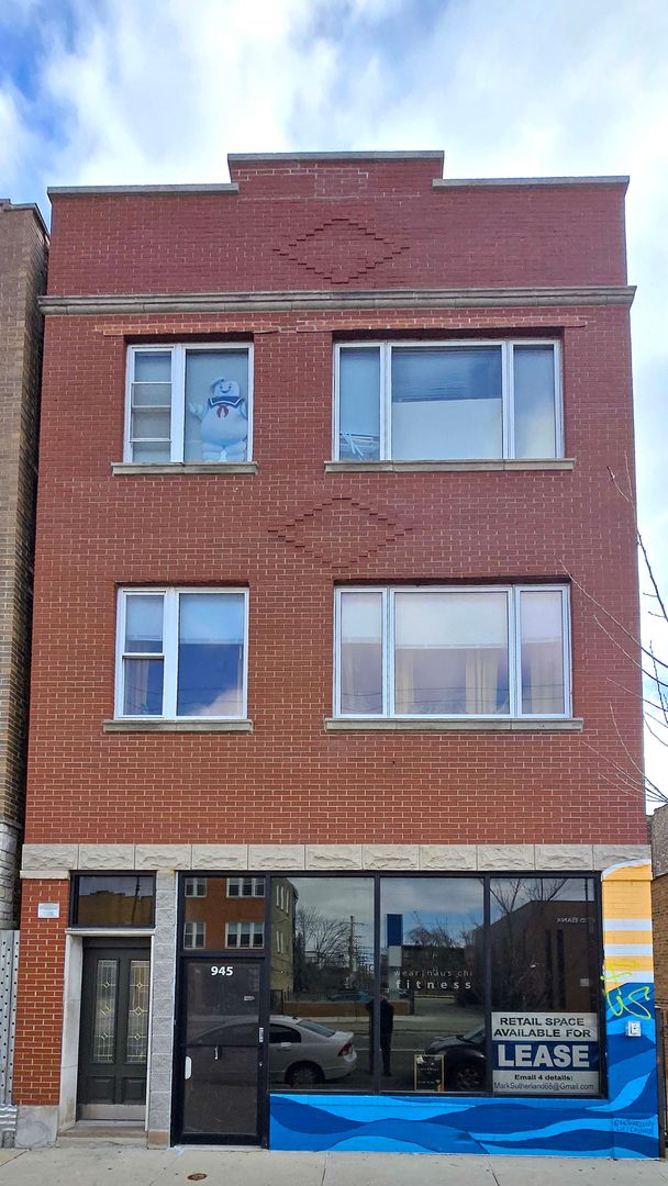 Chicago Apartment: 945 N. Western - Retail