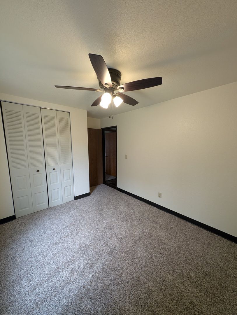 Appleton Apartment: 1201 East Gunn St # 5