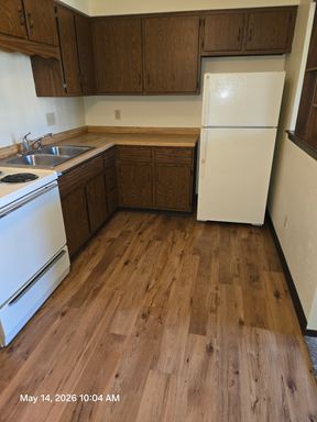 Comfortable & Reasonable 1BR/ 1BA, 595 sq ft w/ Heat Incl! 1st Month Free! – photo 1