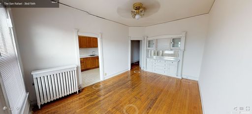 @@@ FIRST MONTH'S RENT FREE! HUGE Top-Floor End Unit 3BR+D, av ASAP or 9/1 – photo 1