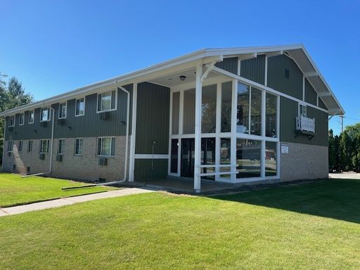*** First Month FREE Rent*** Call Brian, the Property Manager for info & showings: See full unit posting, info that is not available outside of our company website