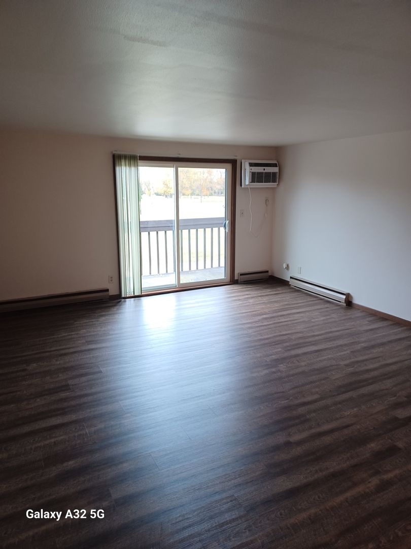 Sheboygan Apartment: 1025 Willow Ave.