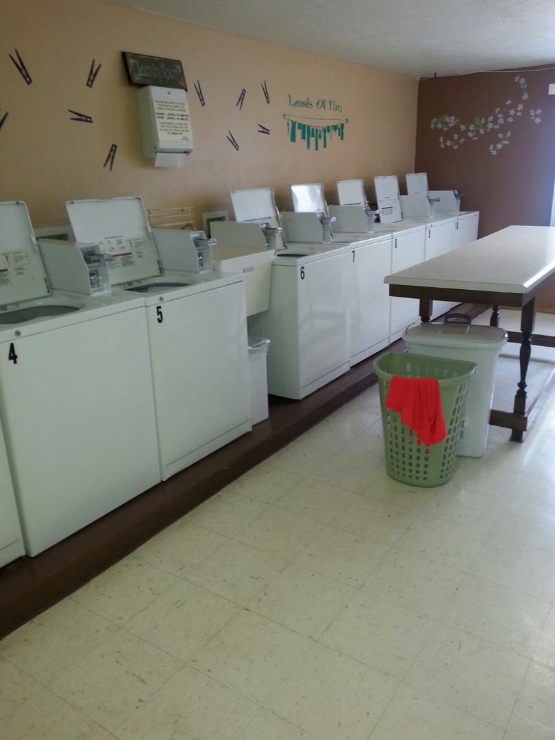 DePere Apartment: 1901 Ridgeway Dr