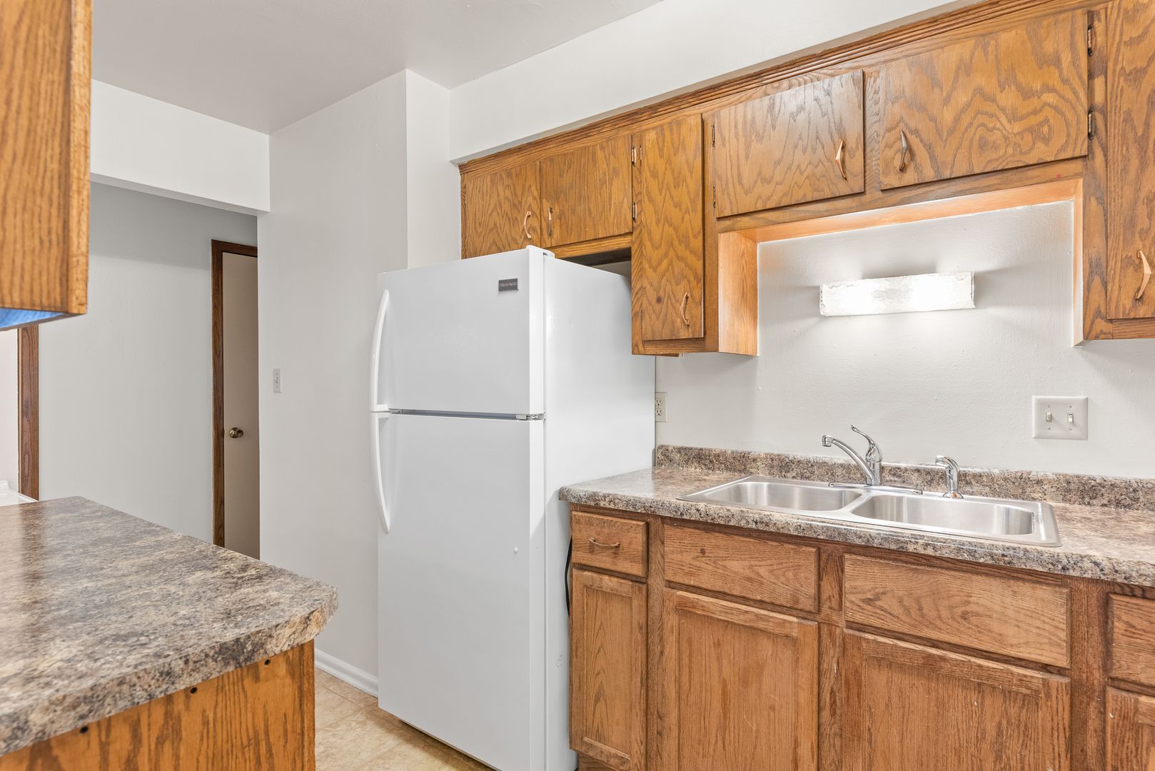 Milwaukee Apartment: 833 North 21st