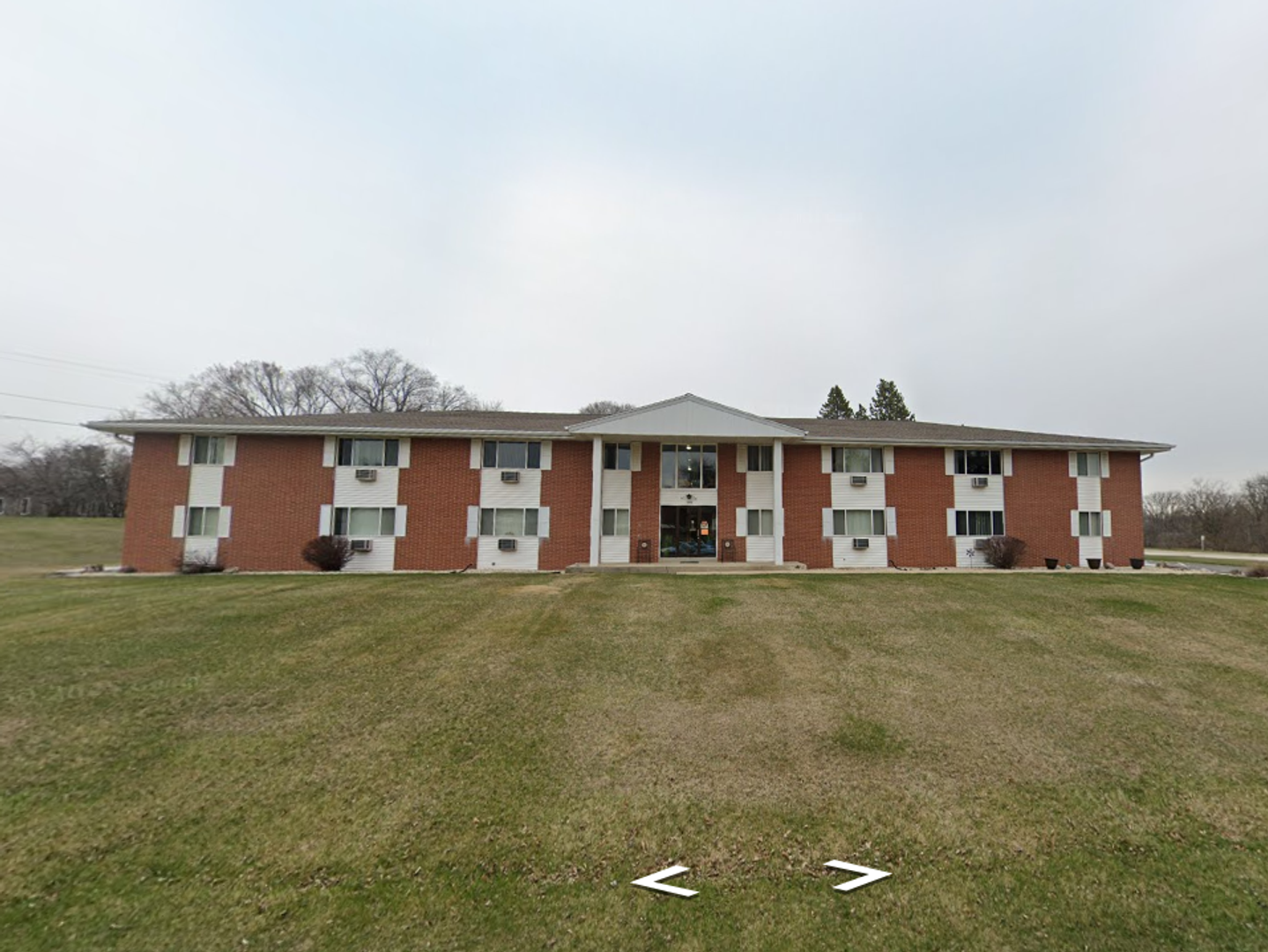 Hales Corners Apartment: 5860 S. 116th Street