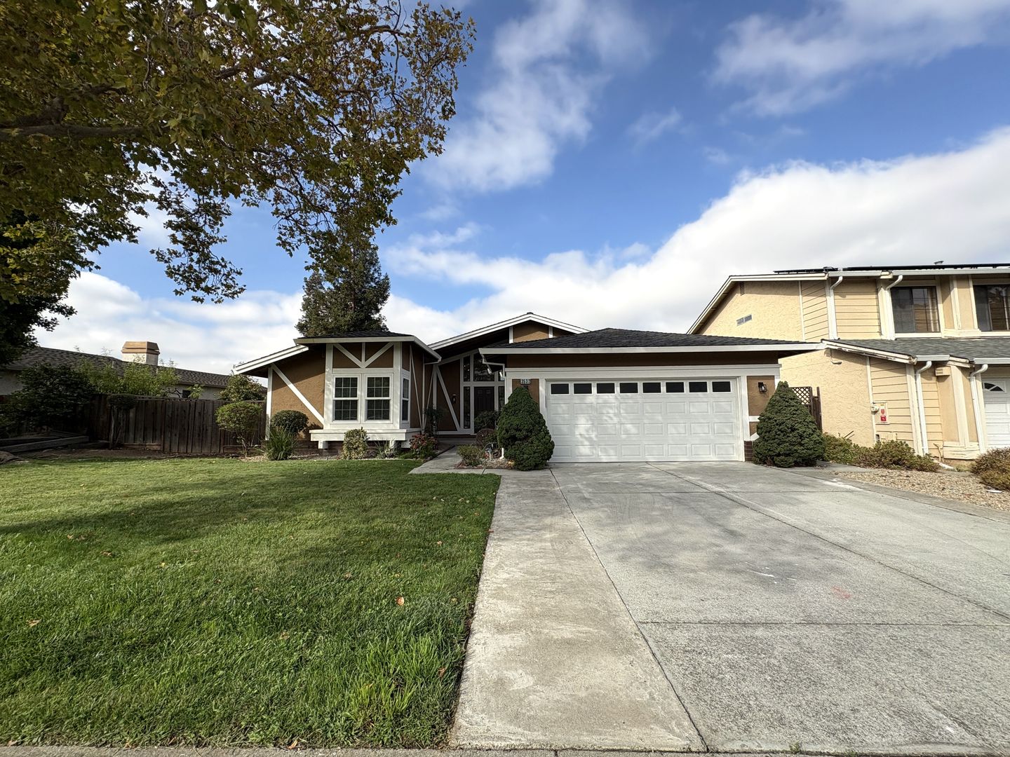 San Jose House: 3532 Rollingside Drive