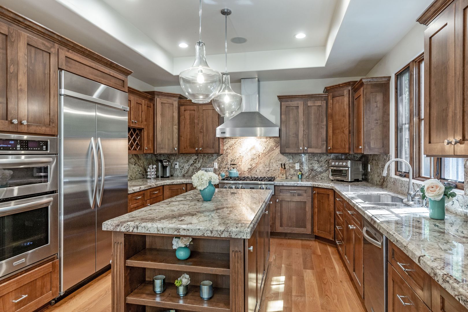 Menlo Park House: 2029 Sharon Rd