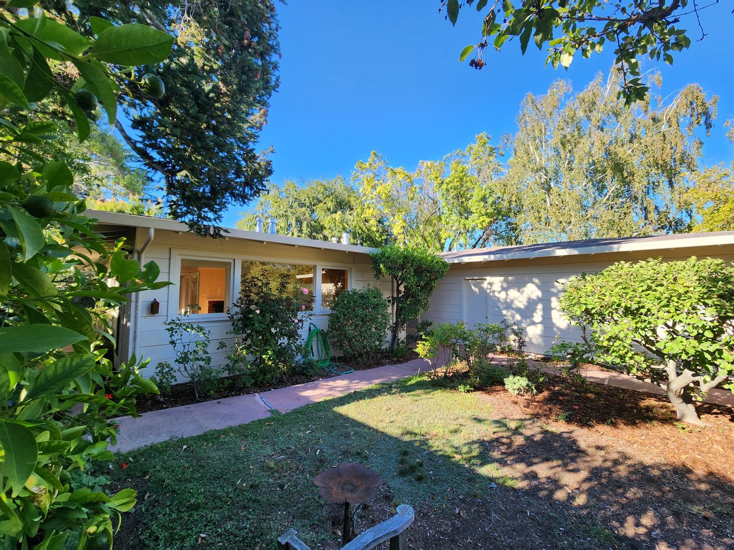 Palo Alto House: 329 Colorado Avenue