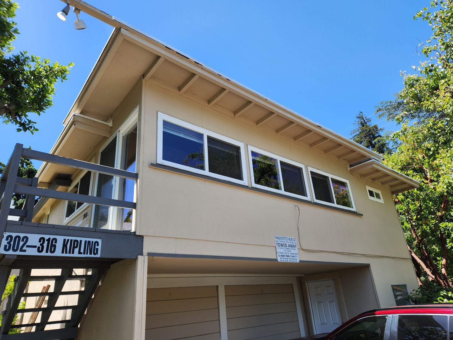 Palo Alto Apartment: 302-316 Kipling Street - 302B