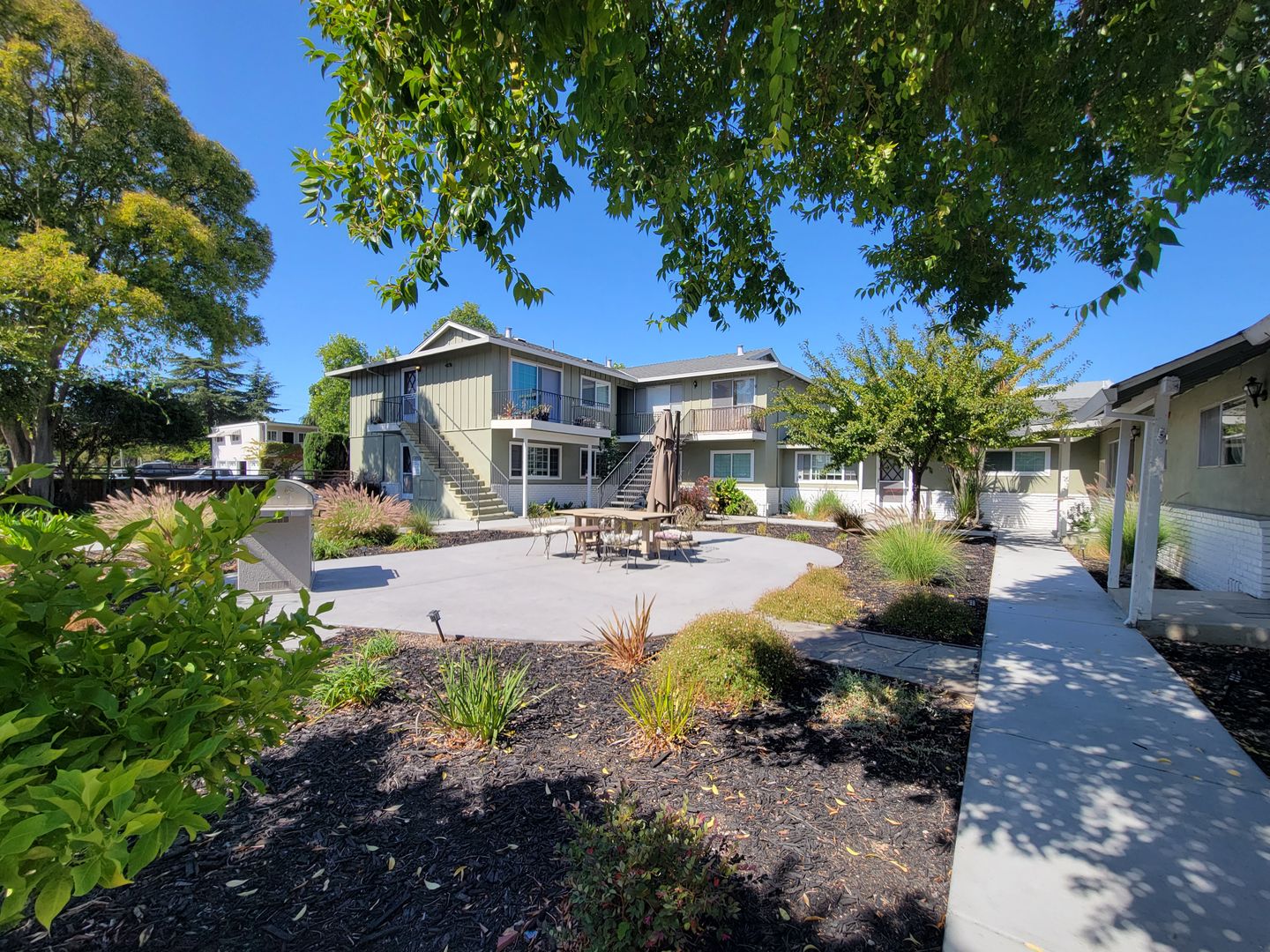 Palo Alto Apartment: 201 Loma Verde Avenue, Apt. C