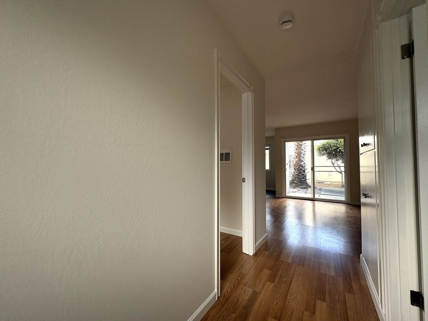 Palo Alto Apartment: 1061 Alma Street - Unit 1061