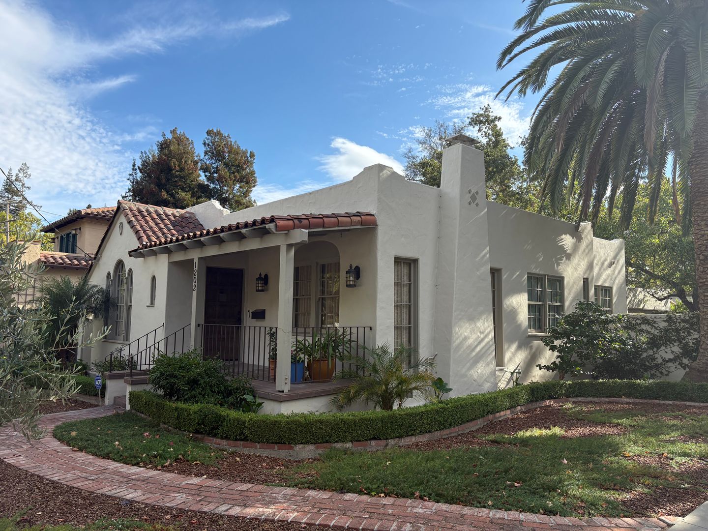 Palo Alto House: 1202 Guinda St