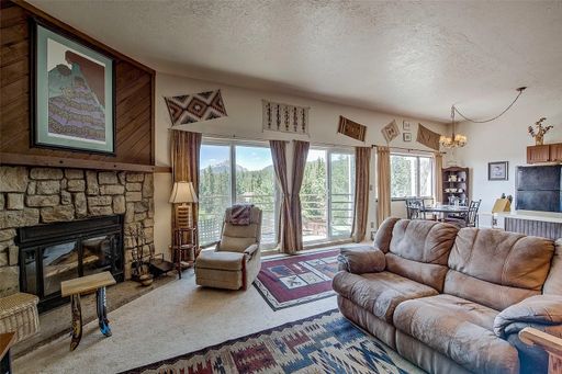 Buffalo Ridge Condo - Immaculate 2 Bedroom/2 Bath Unit w/Utilities Included