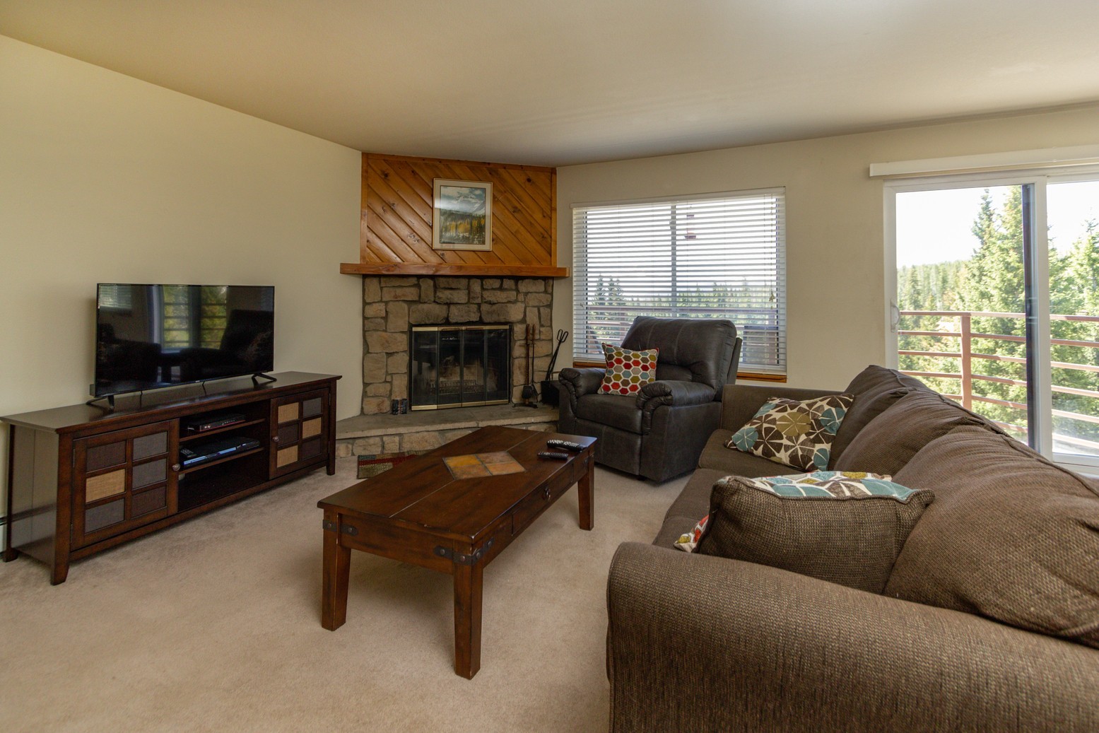 Silverthorne House: 9849 Ryan Gulch Road, Bldg. C