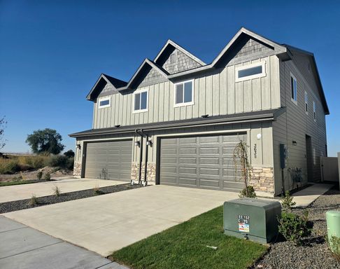 MORE AVAILABLE NOV 2026- Modern New-Build Duplex in Wilder with Move-In Incentive