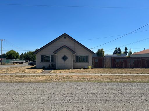 1186 NE Alpine Avenue – photo 1