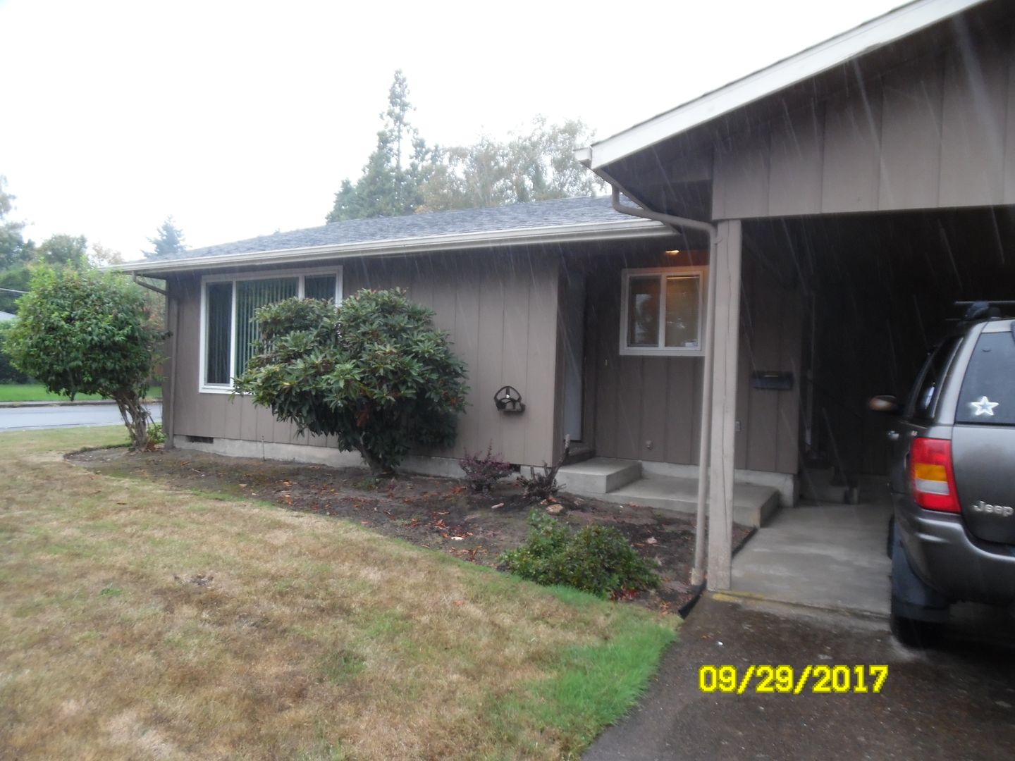 McMinnville Apartment: 245 NW 19th and 1910 NW Birch