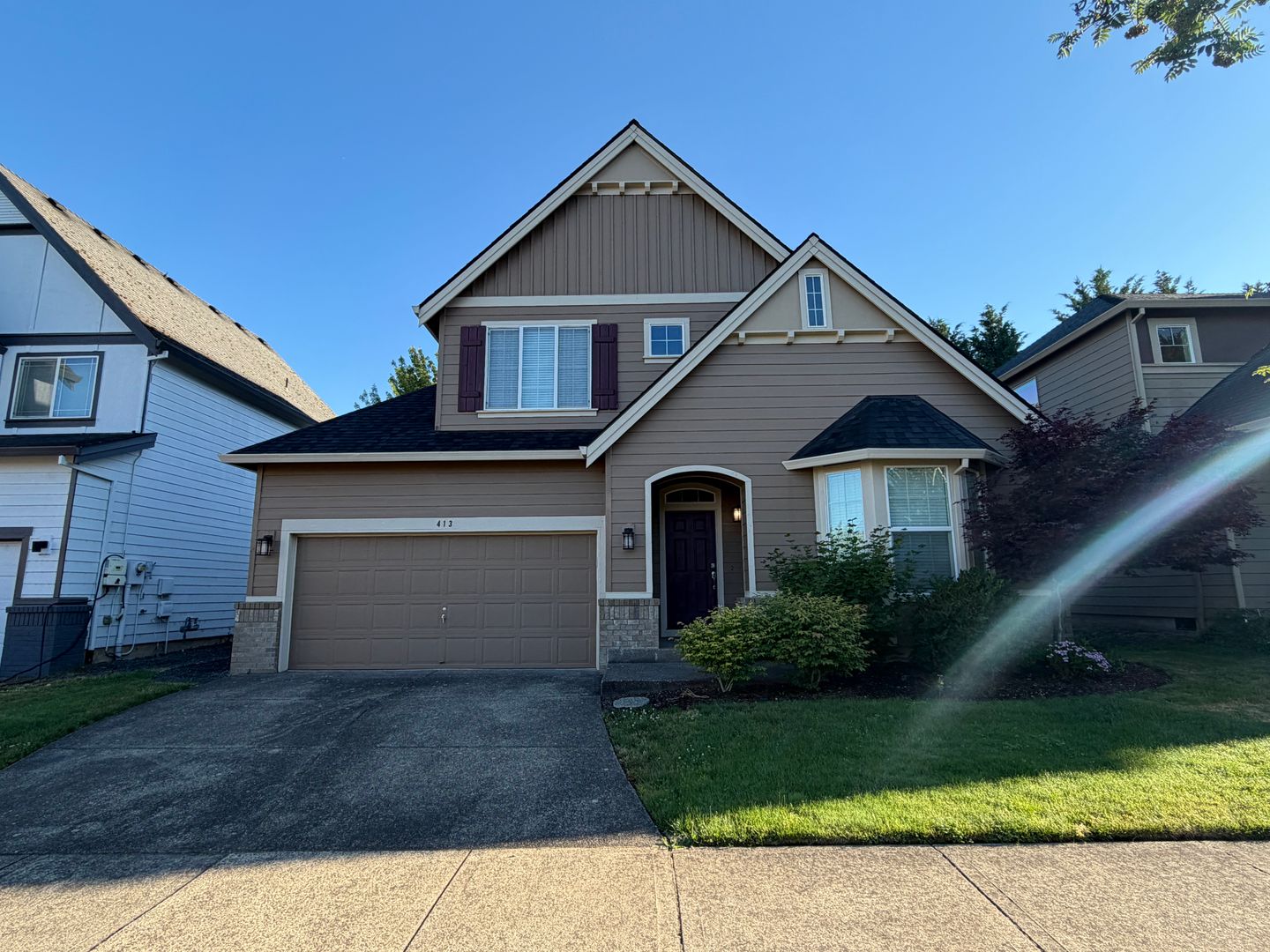 Newberg House: 413 Roger Smith Dr.