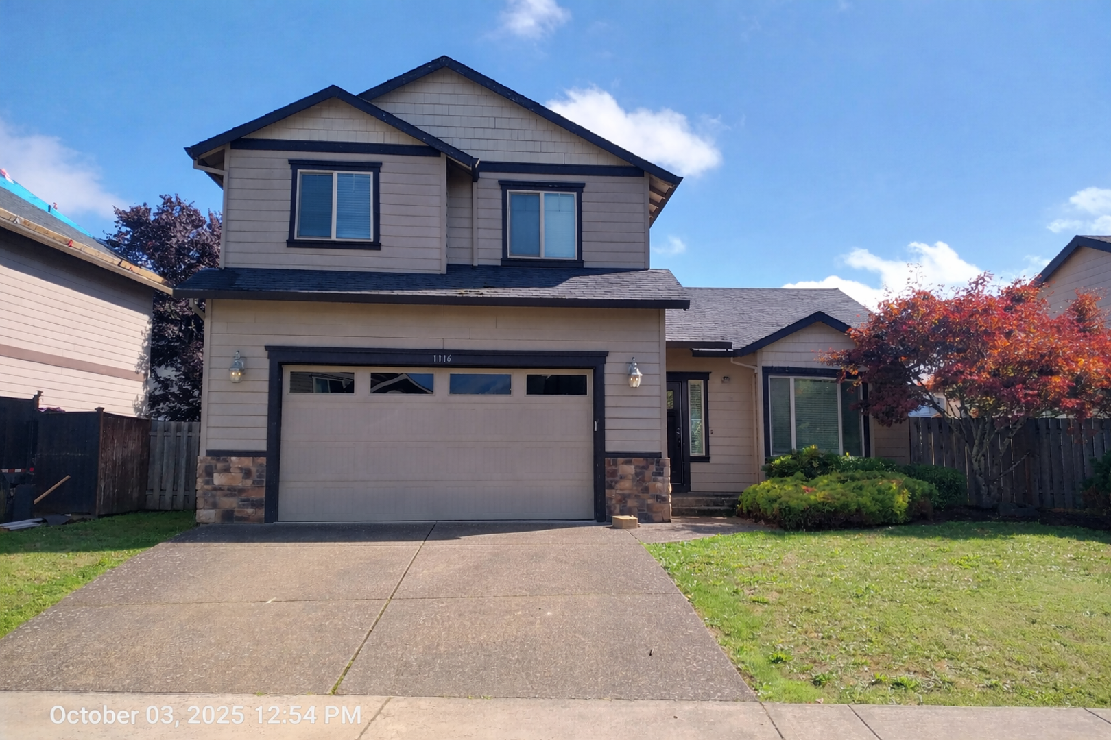 McMinnville House: 1116 SE Millright Ave