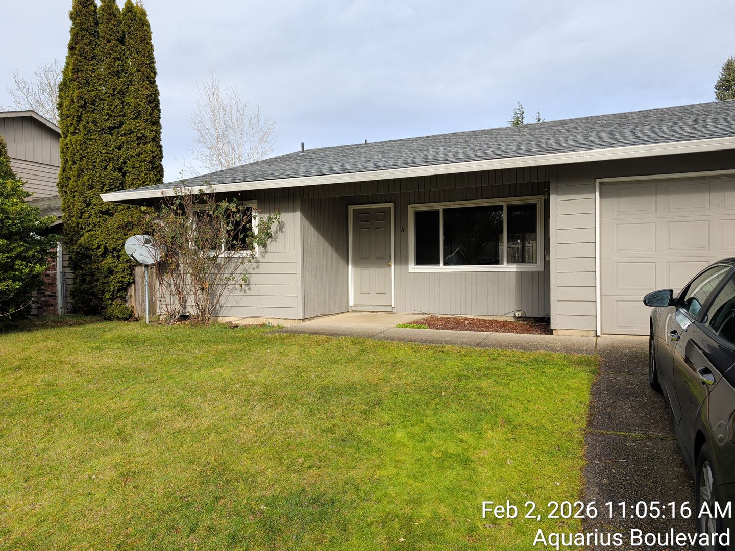 Newberg House: 3309 Aquarius Blvd  Unit A