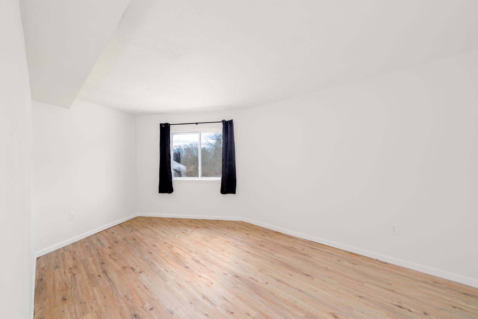 Pleasant Street Apartments 6 of 12