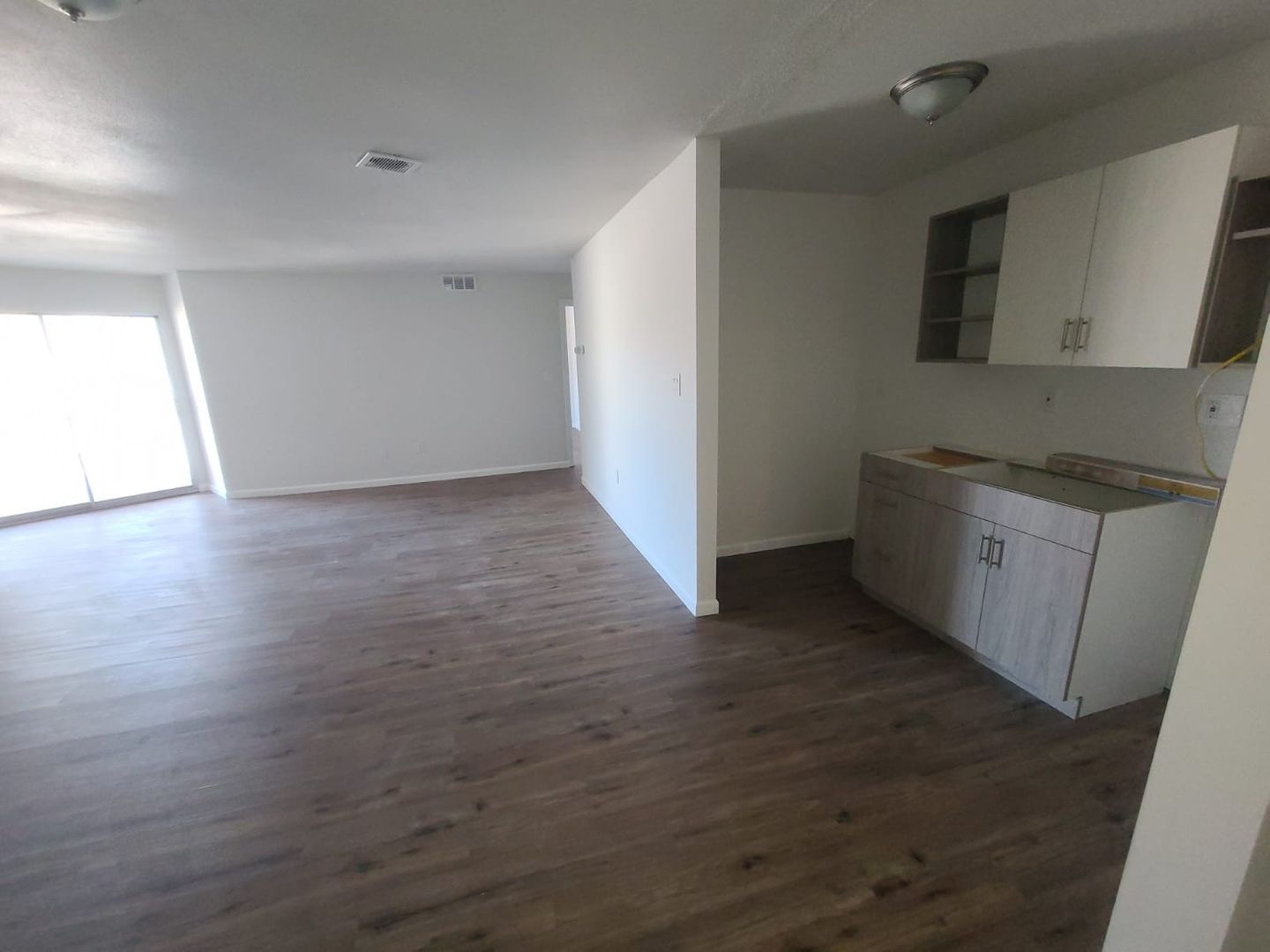 East Windsor Apartment: 27 Pleasant Street