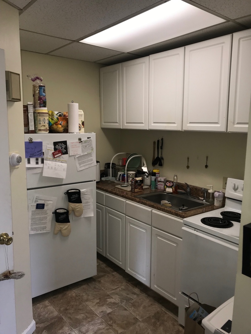 131 Howe Street 3 of 6