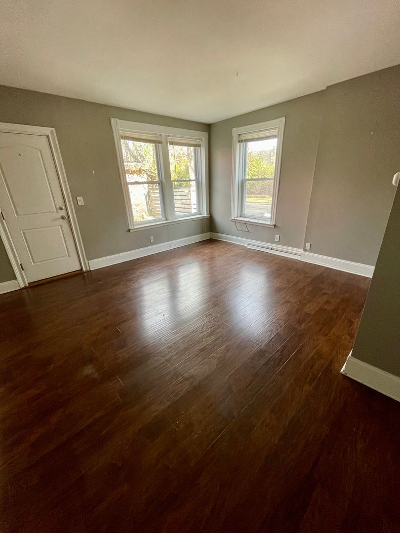 New Haven Apartment: 209 Greene Street