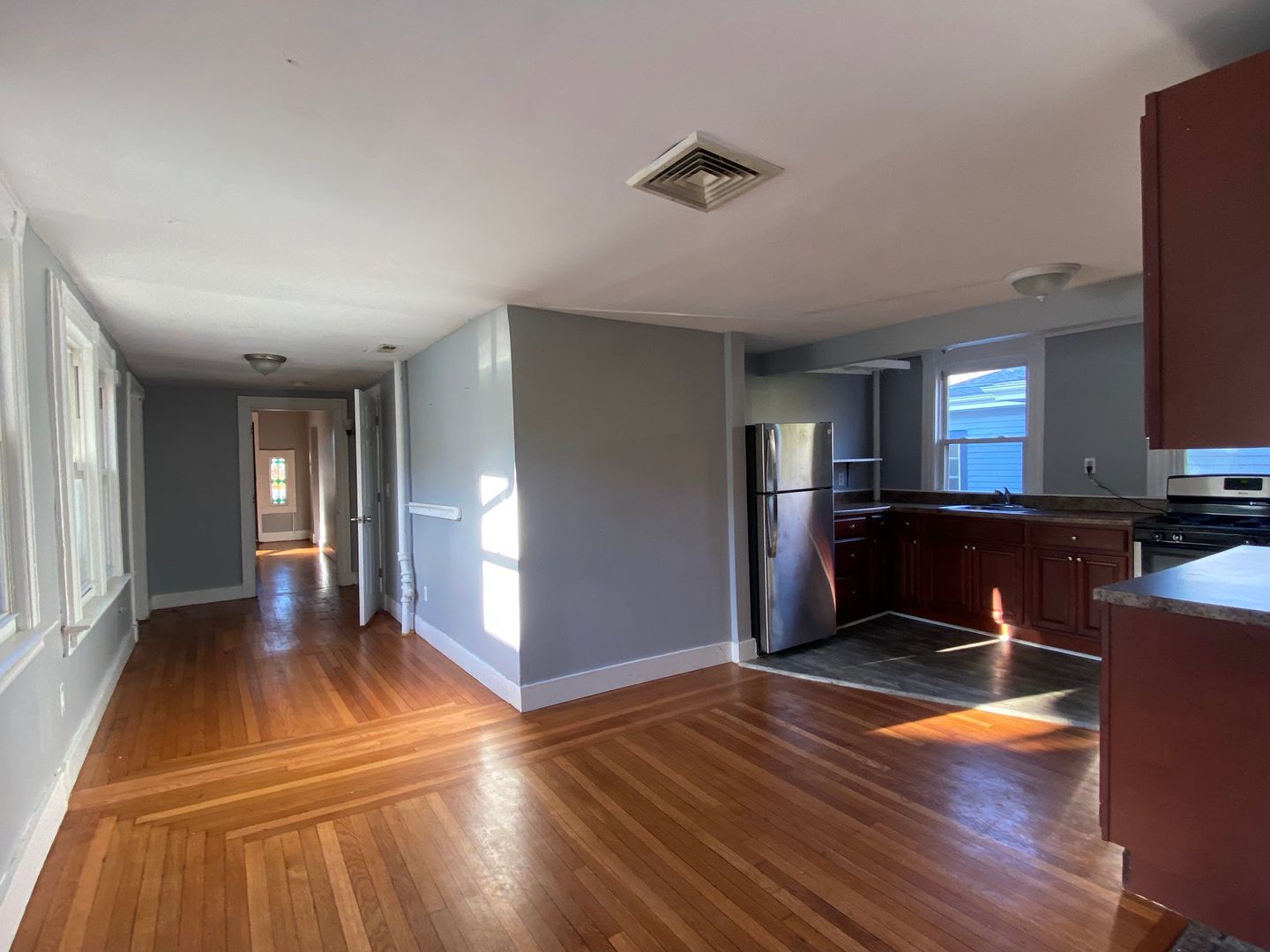 New Haven Apartment: 229 Dwight Street