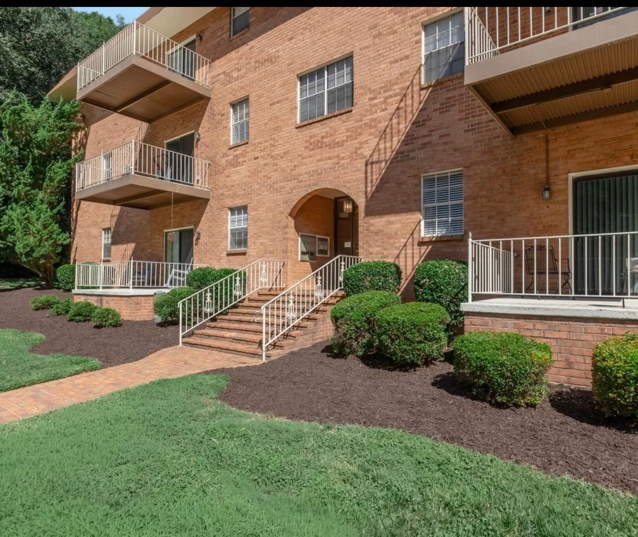 Danville Apartment: 240 Lady Astor