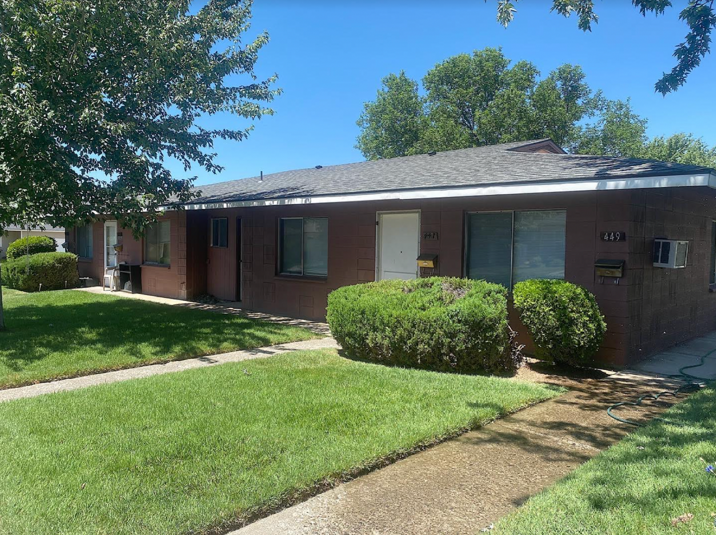 College Place Apartment: 441-459 SE 12th St