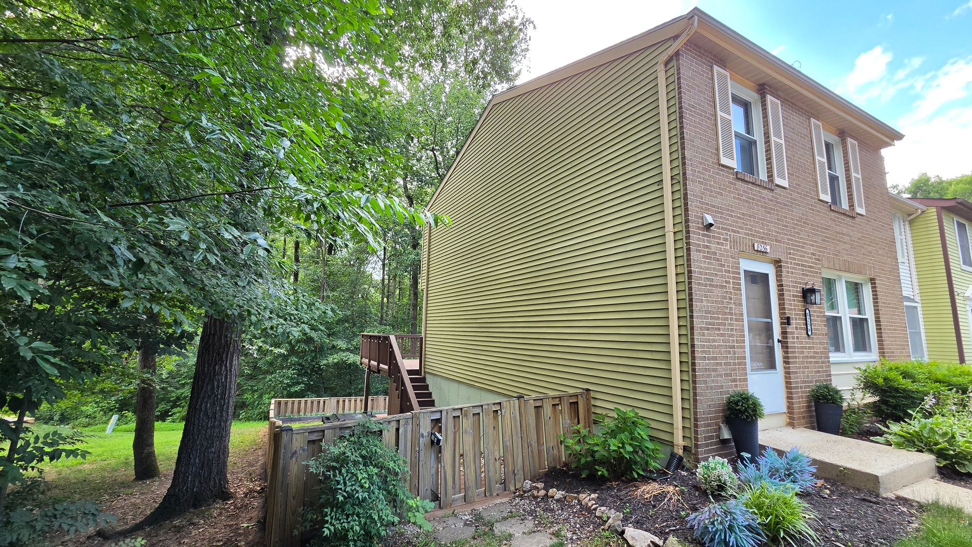 Springfield Townhome: 8256 Burning Forest Ct