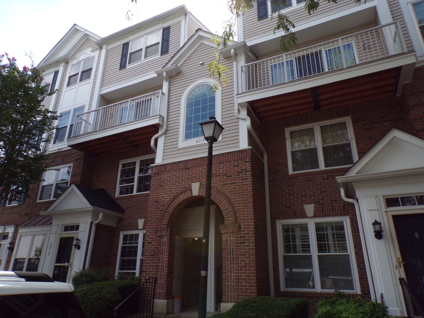 Alexandria House: 6015 Terrapin Place