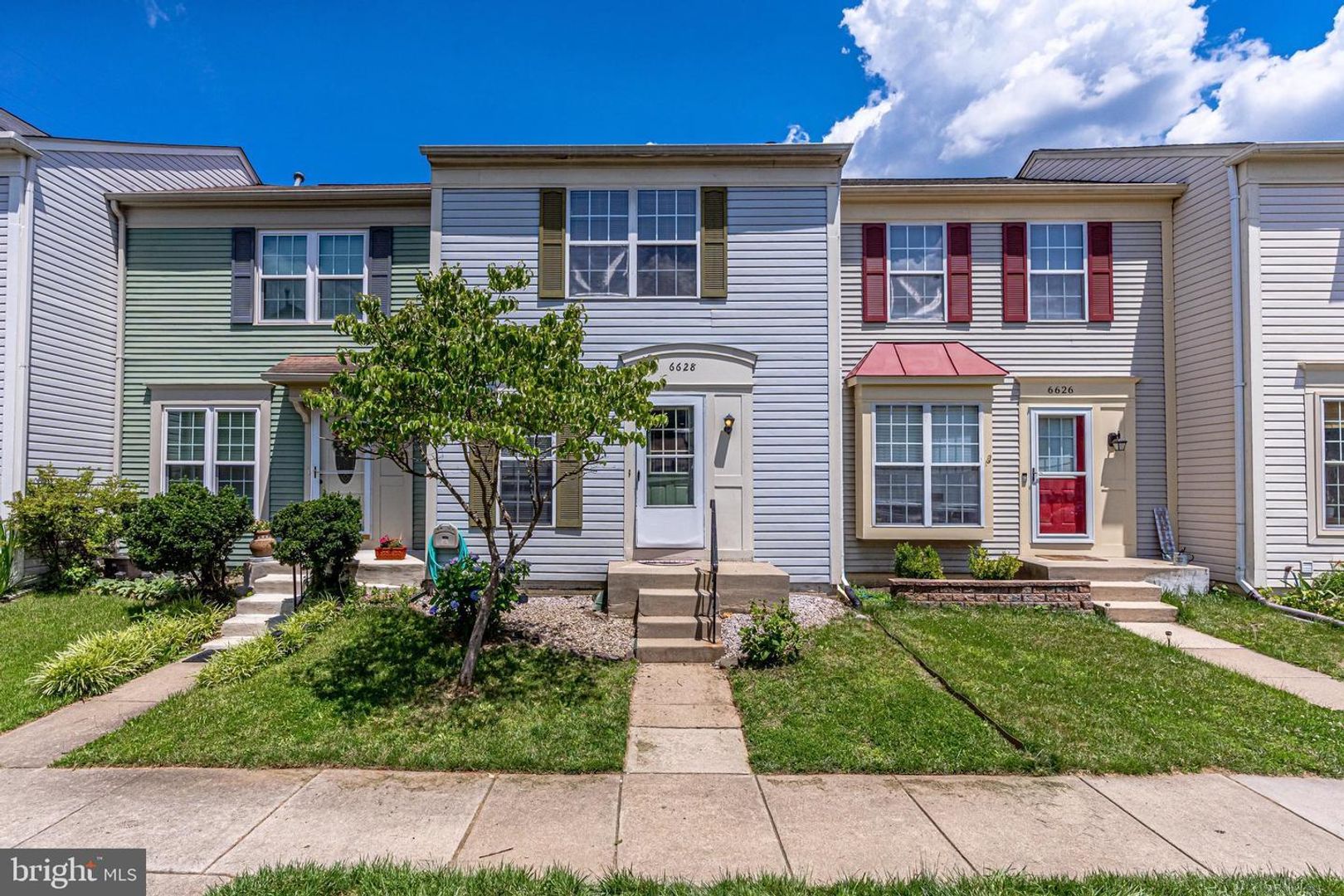 Alexandria House: 6628 High Valley Ln