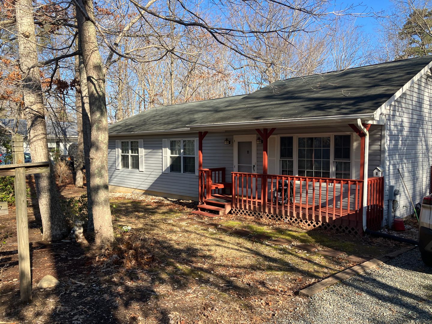 Lusby House: 12422 Ridge Road