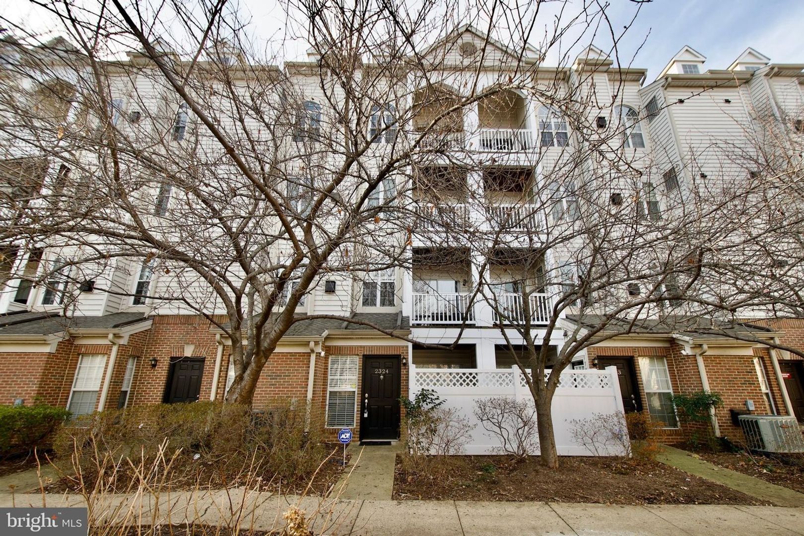 Alexandria Condo: 2324 Henshaw Pl
