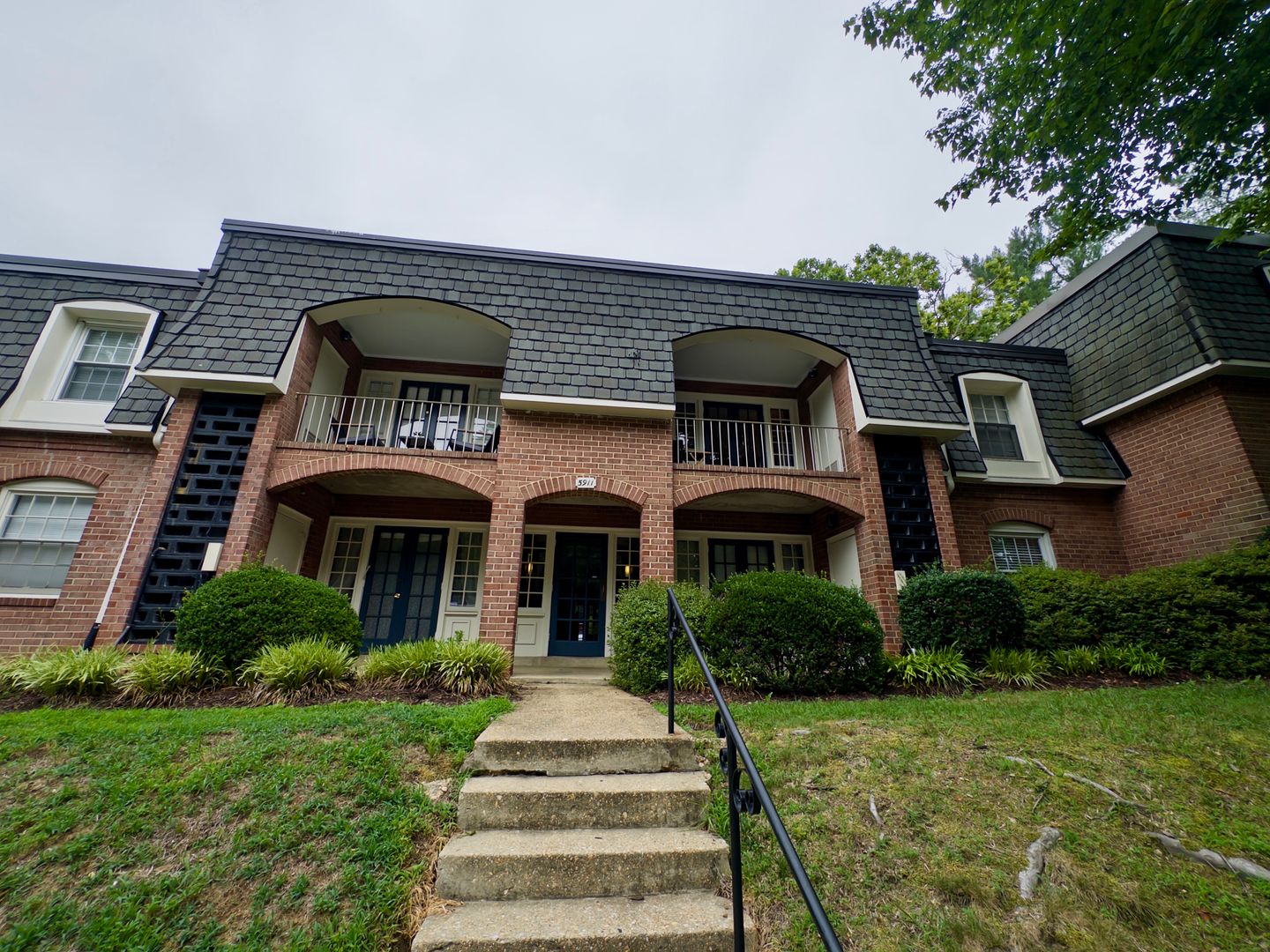 Springfield Condo: 5911-G Prince James Dr