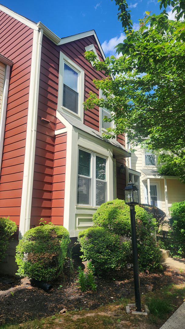 ALEXANDRIA Townhome: 6183 STONE VALLEY CT.