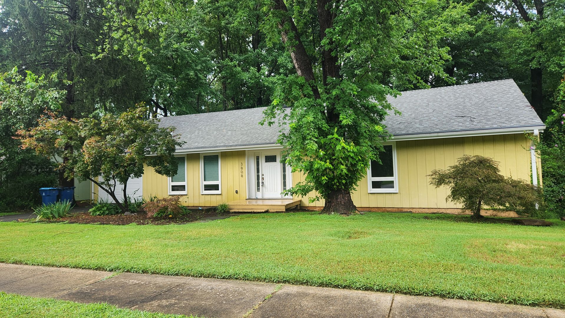 Alexandria House: 3808 Maryland St.