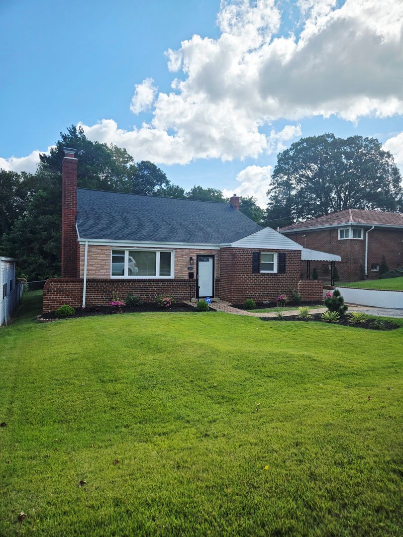 Suitland House: 1824 Campbell Drive