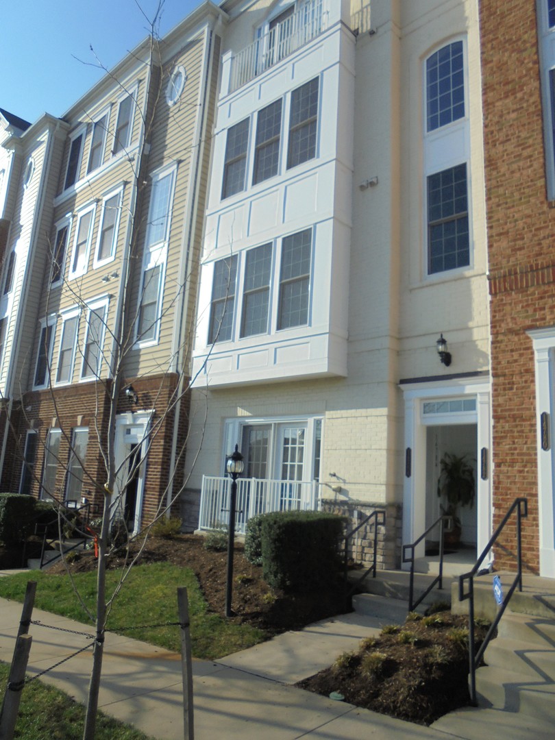 WOODBRIDGE Condo: 14784 POTOMAC BRANCH DRIVE